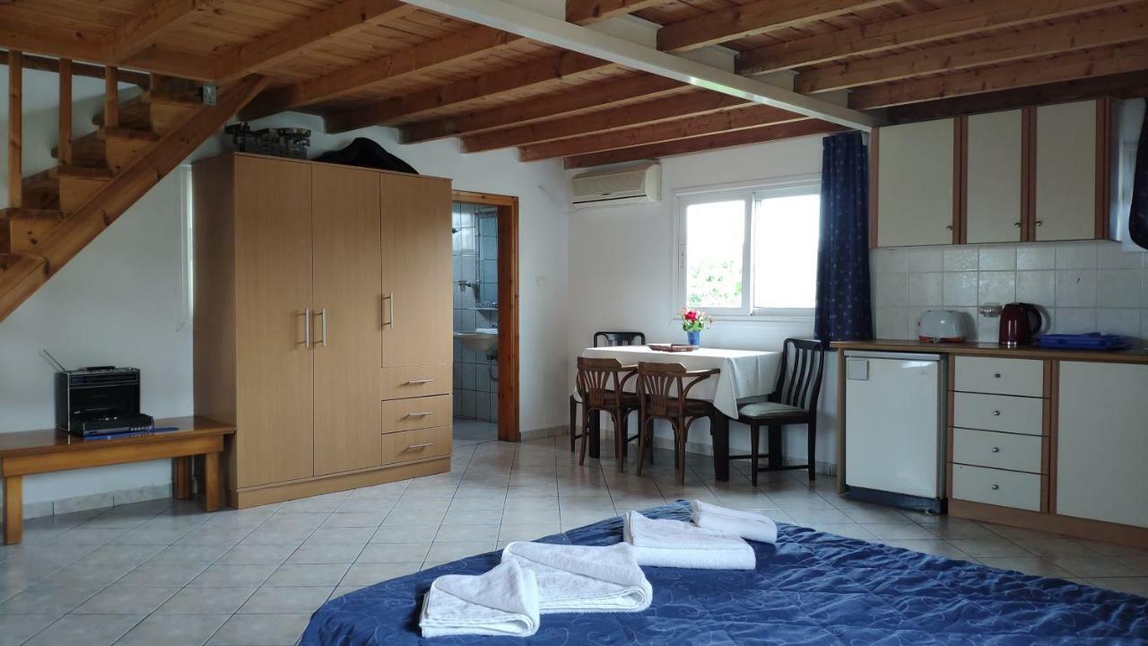 Tondoris Apartments Sidárion Extérieur photo